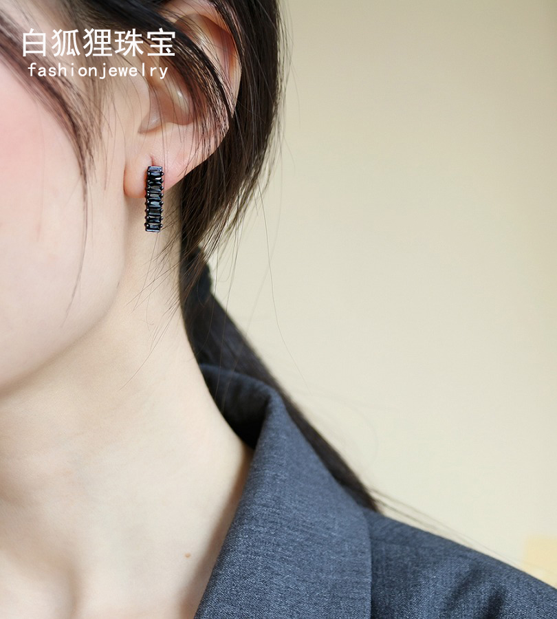 日韩简约气质黑色耳钉黑钻通勤