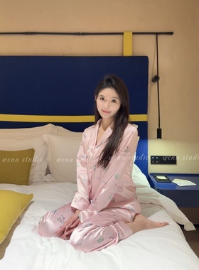 【wennstudio】可爱满分 仿真丝Kitty印花水钻睡衣长袖家居服套装