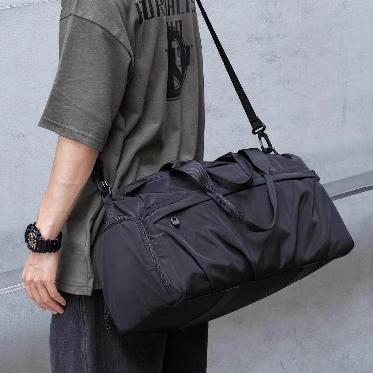 代购大容量健身包男士干湿分离