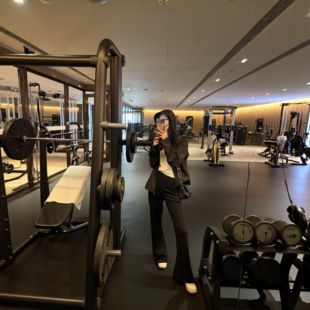 摩登mdeng197黑色高腰微喇休闲裤 2K196 女2026春显瘦通勤垂感长裤