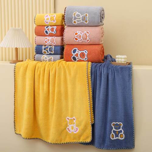 A couple of tweezers wash their face towels with a lovely be