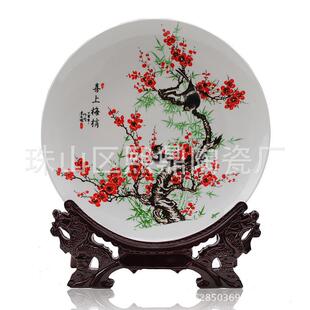 Ceramic tiles, a 35-cm browsboard, decorating gift dishes.
