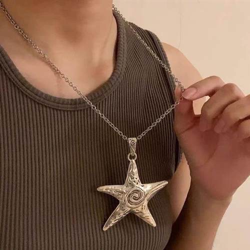 OAmerican Sea Star necklace lady back in time   Swee