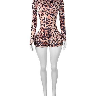 HR 25013, O.S. Fashion girl, hot cheetah shorts and zippers.