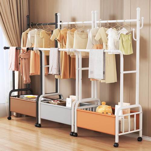 The hood racks can be moved to the bedroom hanger room to ac