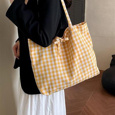 Koreas red-gauge duffel bag, 2025, and a high-capacity trav