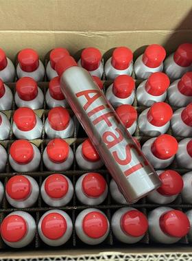 Moose foam waxes are used by the styrofoam stylish hairdress