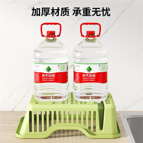 The thick leachate bowls, single-store drops of plastic, and
