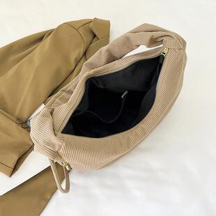 The roper with the cloud bag, the womans 2024 spring gas is