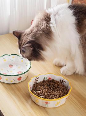 Cat bowls with pottery bowls of pets to protect the jugular