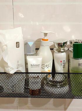 Bedside baskets on the side of the bed, bed racks on the sid