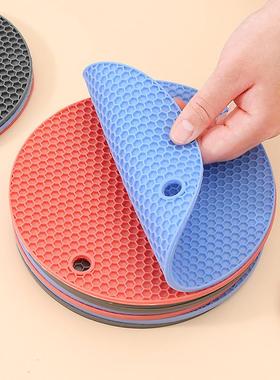 Coaster silicone heat-resistant pad, household placemat, bow