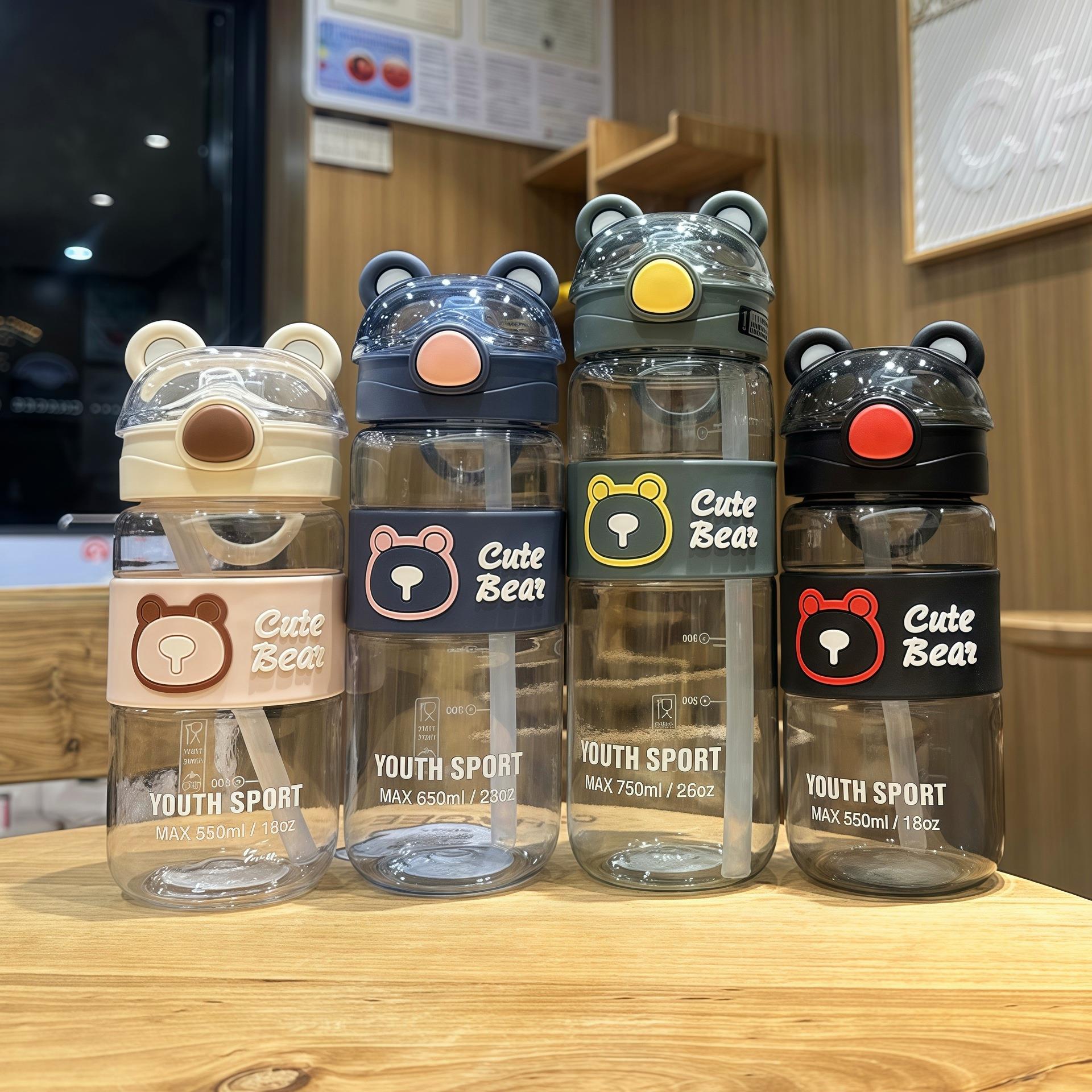 High-capacity, durable straw cups for summer, featuring a sl