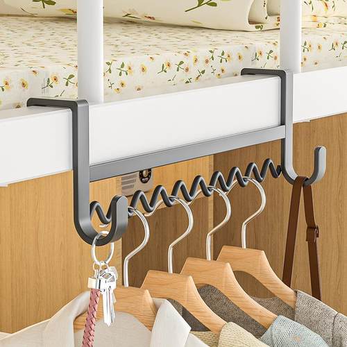A versatile and multifunctional wavy hanger, perfect for dor