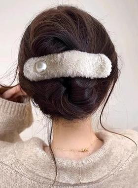 2023 New Autumn and Winter Fluffy Pearl Hair Clips for Women