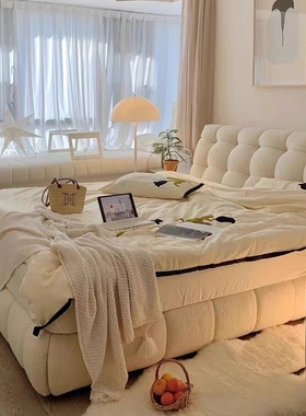 棉花糖双人床羊羔绒现代简约白色主卧泡芙床法式奶油风落地布艺床