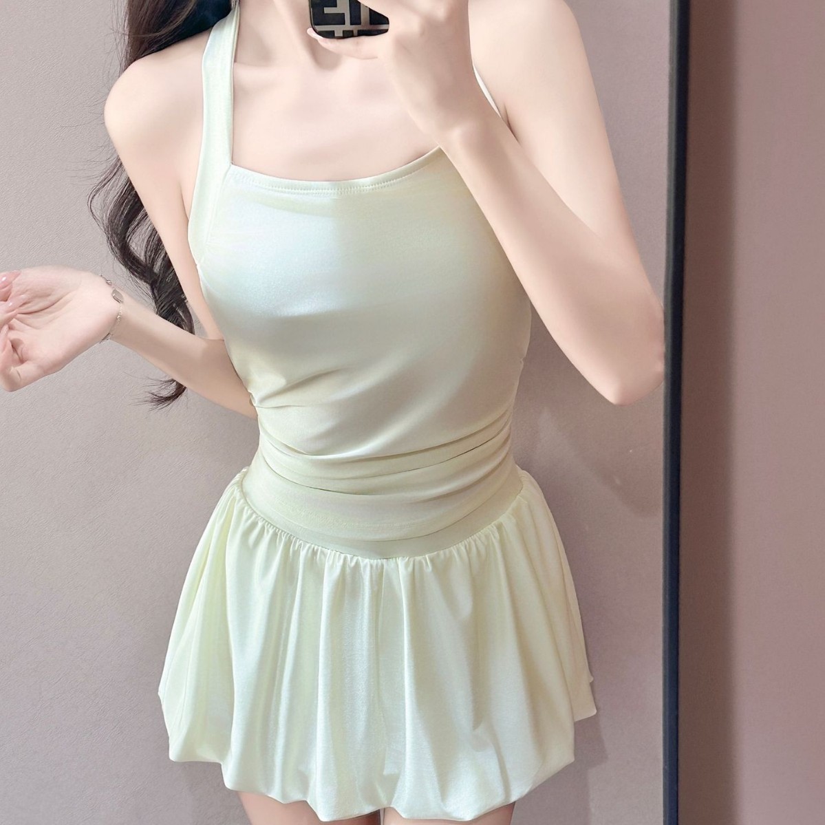 辣妹吊带蓬蓬裙纯色比基尼泳衣女