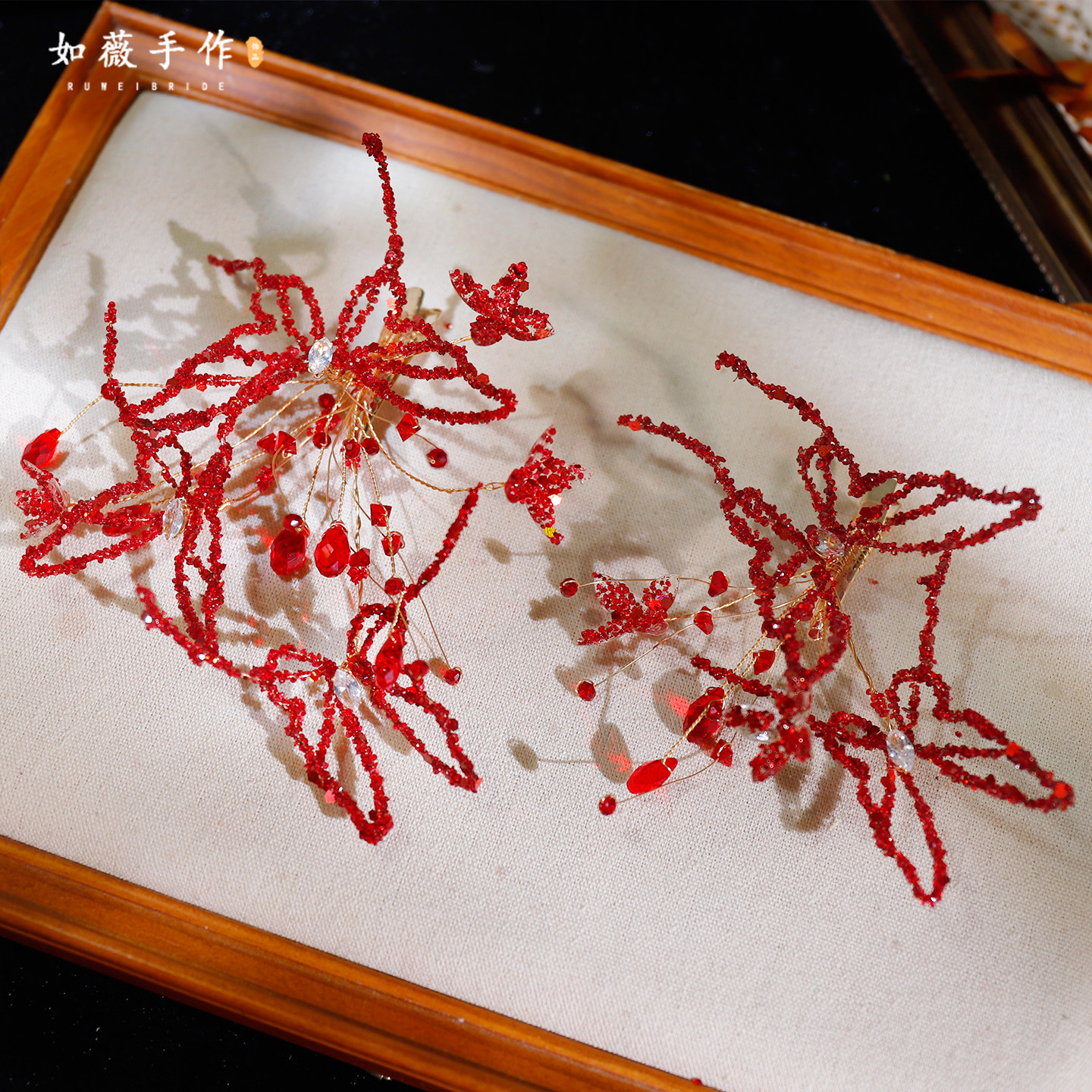 新款红色碎钻蝴蝶发夹镂空对夹新娘造型浪漫发饰结婚拍照写真头饰