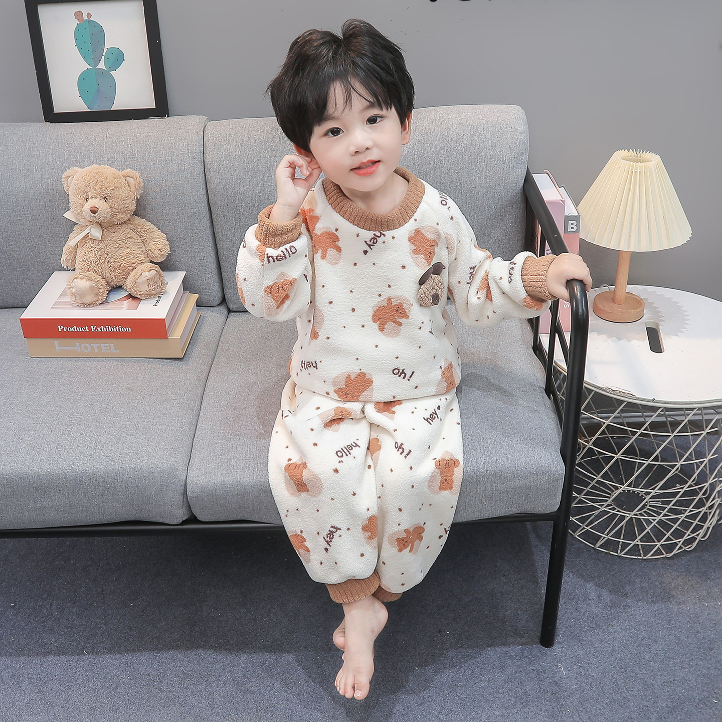 儿童睡衣男童秋冬款珊瑚绒宝宝卡通可爱小熊家居服套装2025新款