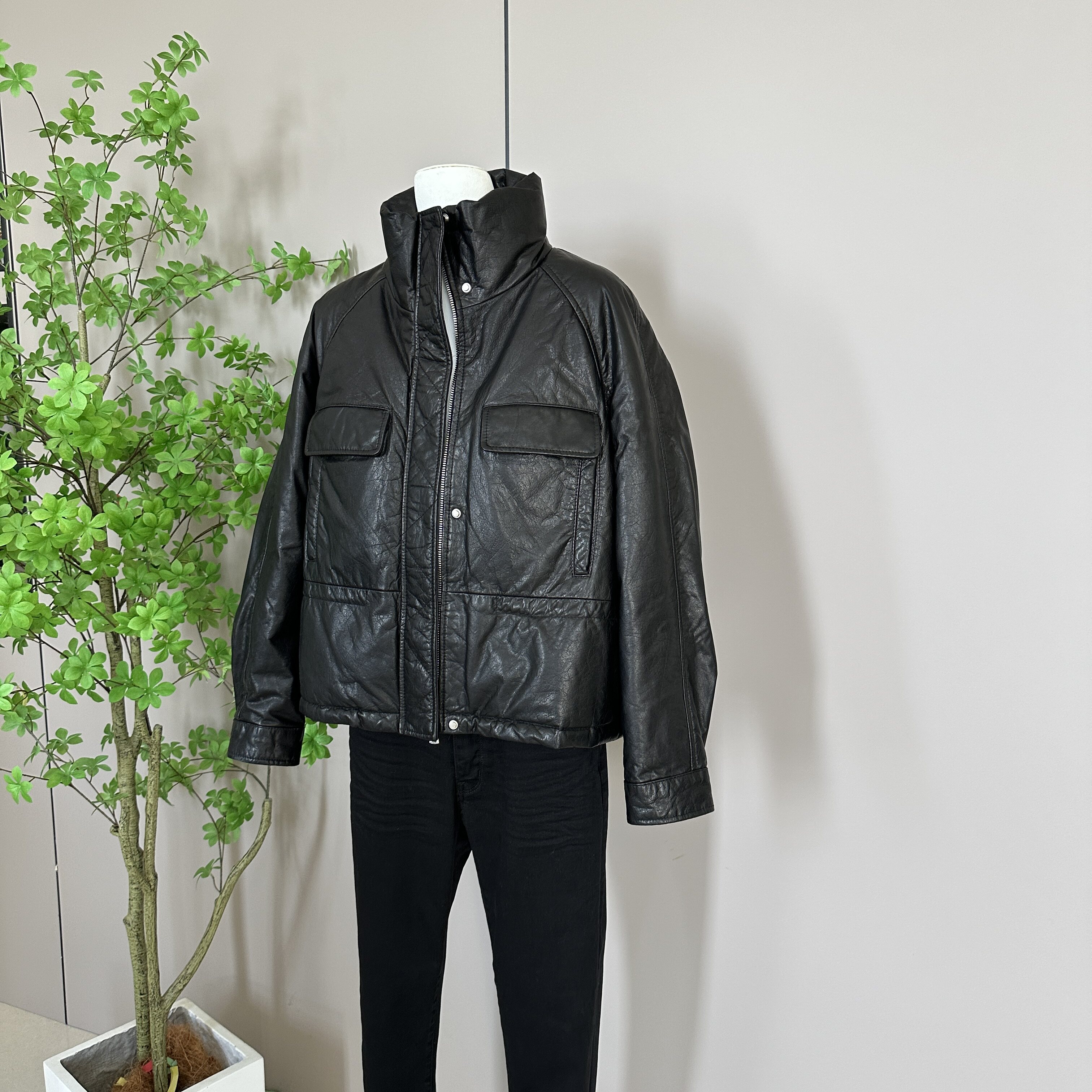2026新款真皮皮衣女短款牛皮油蜡鹅绒外套时尚保暖羽绒服大口袋