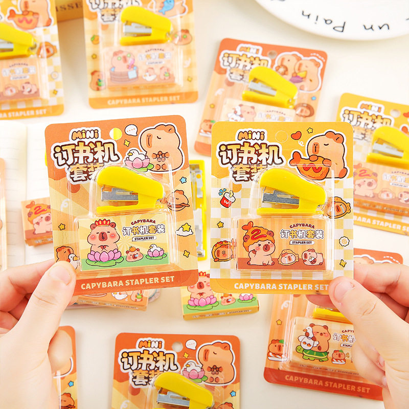 订书机迷你小号可爱学生用订书器订书钉儿童便携订书机分享小礼品,文具电教/文化用品/商务用品,订书机,淘宝优惠券,粉丝福利购,淘宝优惠卷