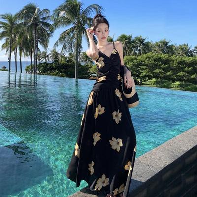 现货秒发吊带小黑裙海边度假风