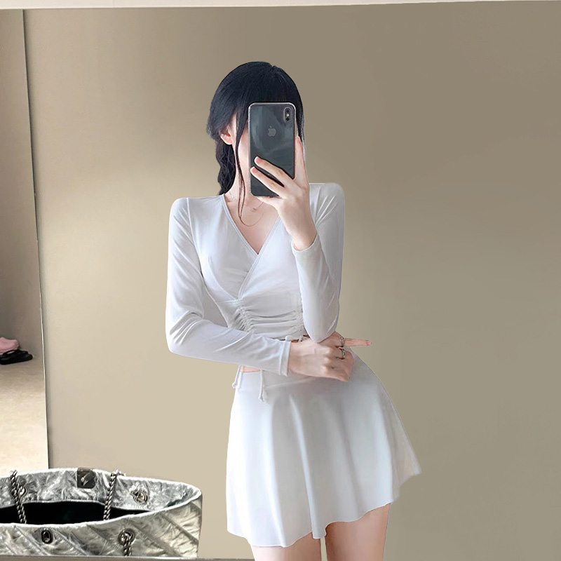百雅女分体泳装防晒长袖时尚保守