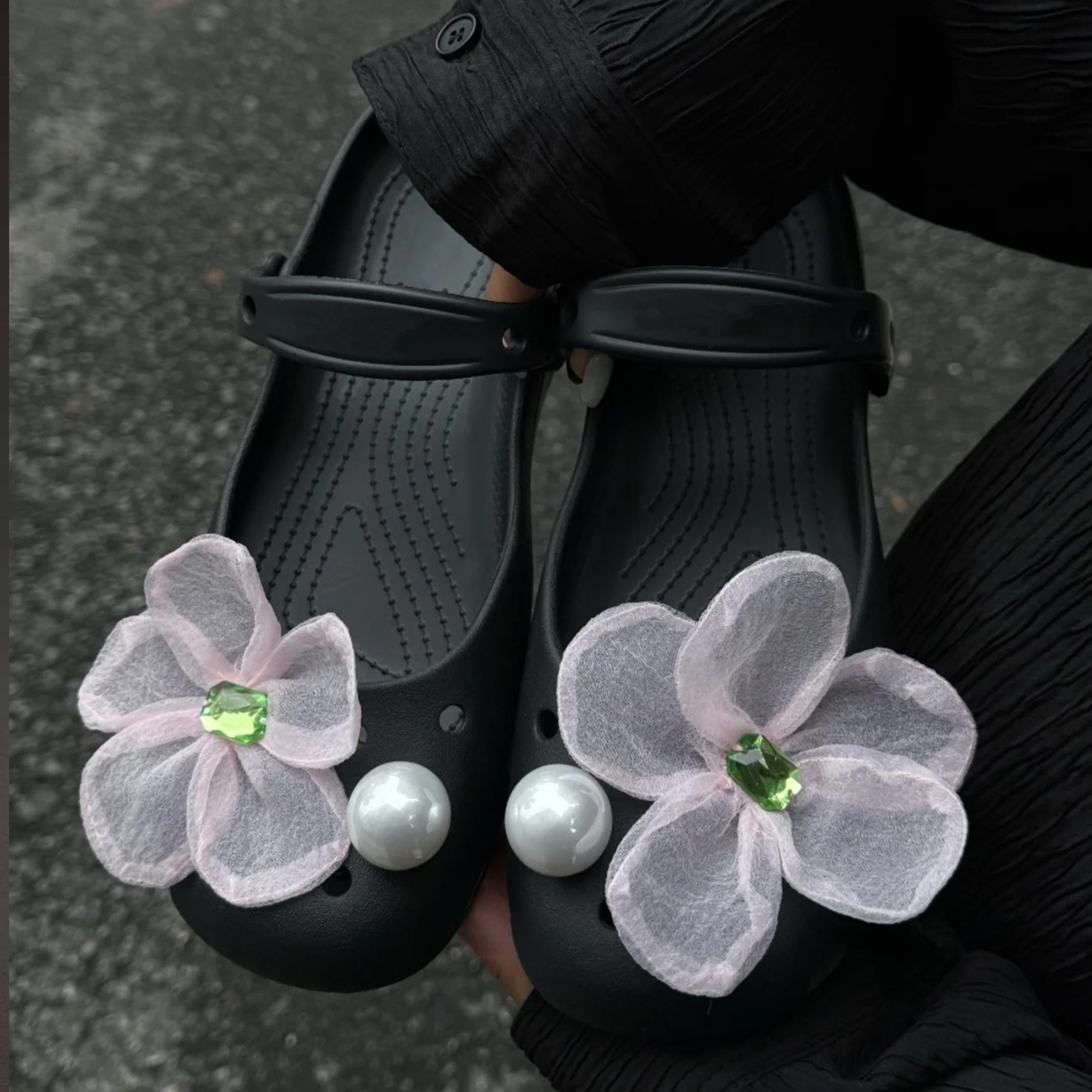 【叶小欧】芭蕾洞洞鞋2026蝴蝶结一脚蹬镂空海边沙滩凉鞋配裙子
