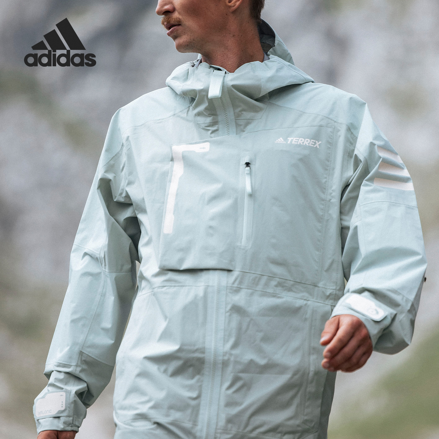 Adidas/阿迪达斯男士连帽外套