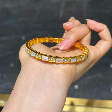 足金999白贝母蛇形黄金手镯轻奢高级感精致百搭送女友礼物
