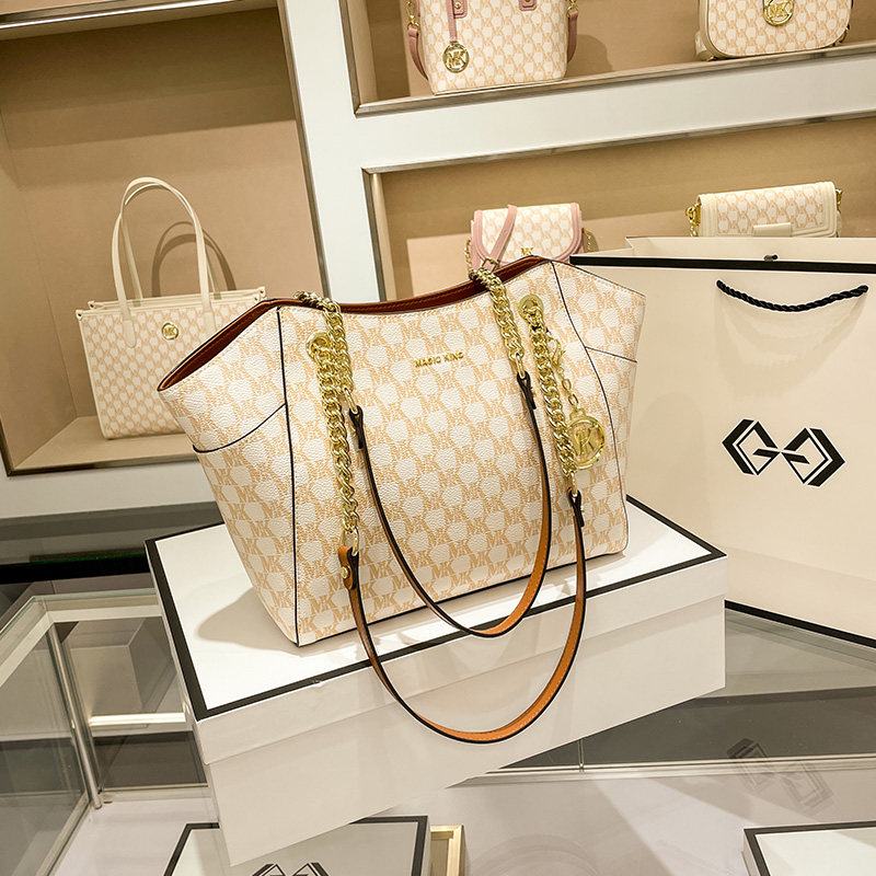 MK托特包包2021新款潮秋冬时尚女士包包小众大容量通勤包单肩大包