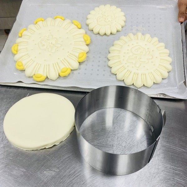 不锈钢花饽馍底座圆形慕斯圈6到12寸可调节烘培中式蛋糕模具