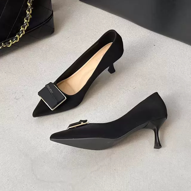 2025秋季新款小众时尚休闲百搭舒适不累脚高跟鞋细跟尖头潮流扣件