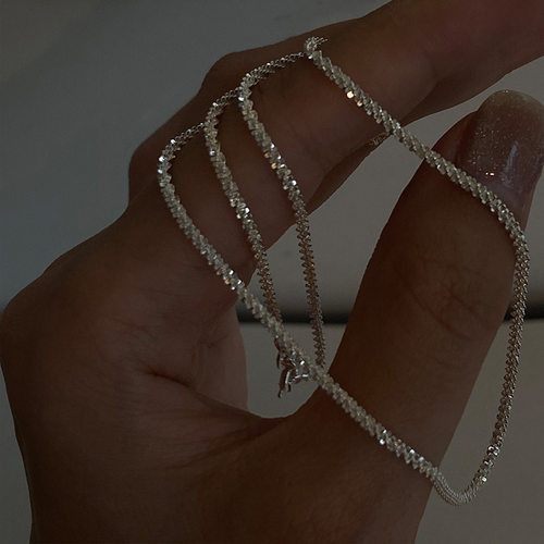 2023 Trend Sparkling Silver Color Choker Necklace for Women