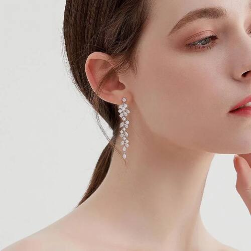 Hot Sale Exquisite Leaves Long Tassel Earrings for Women