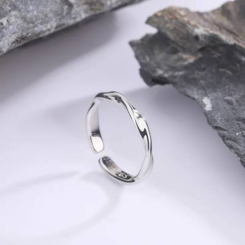 Fashion Sterling Silver Simple Twisted Wire Woman Rings