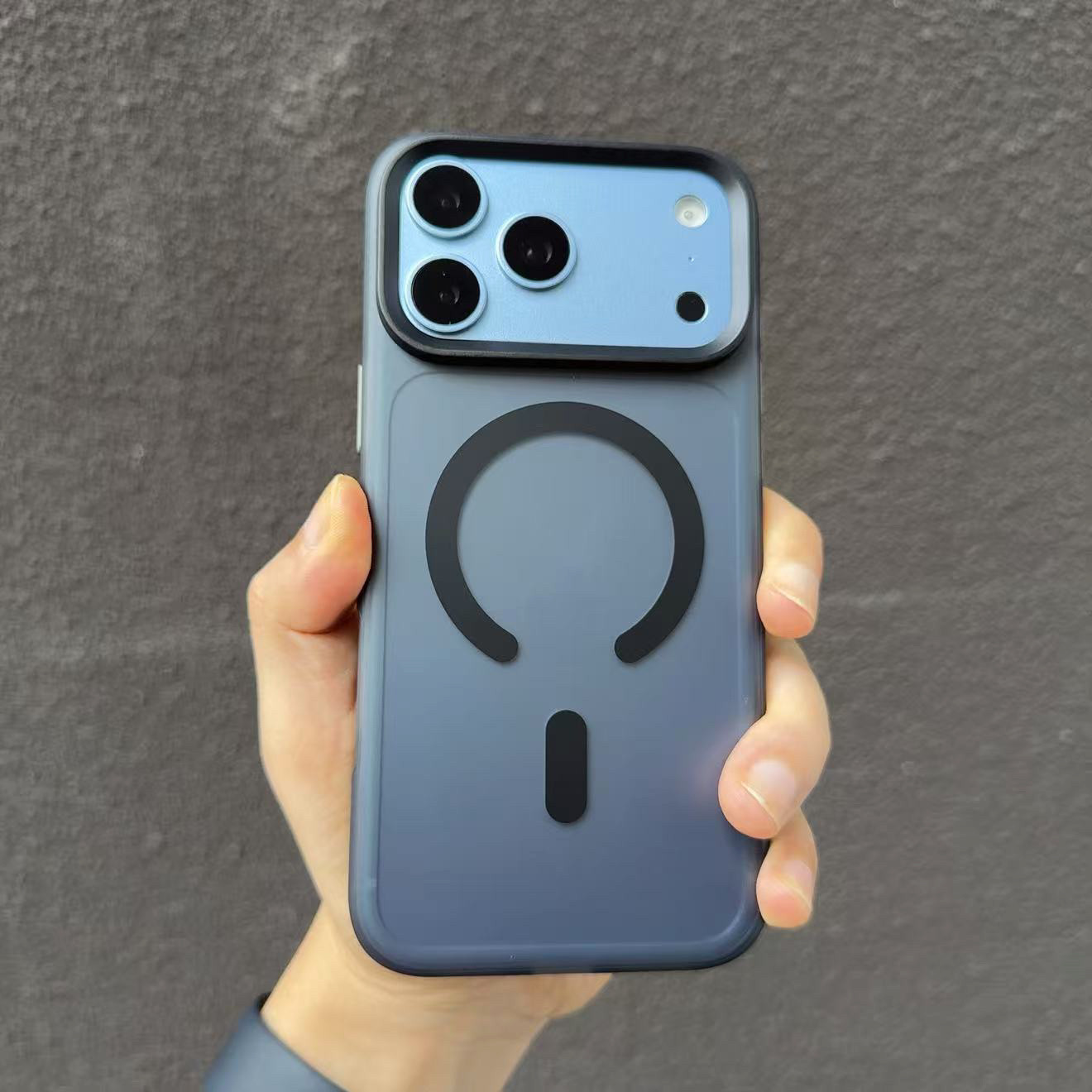 麦壳MK|肤感半透磨砂适用iphone18pro手机壳磁吸魅眼大视窗黑框苹果17promax防摔外壳不沾指纹ins风深空灰