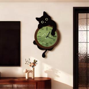 卡通猫咪中古风钟表挂钟客厅2026新款家用静音时钟挂墙免打孔挂表