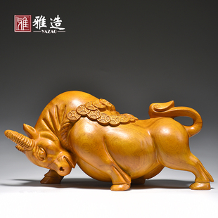 香樟木雕牛摆件实木牛气冲天家居玄关办公室酒柜装饰工艺开业礼品