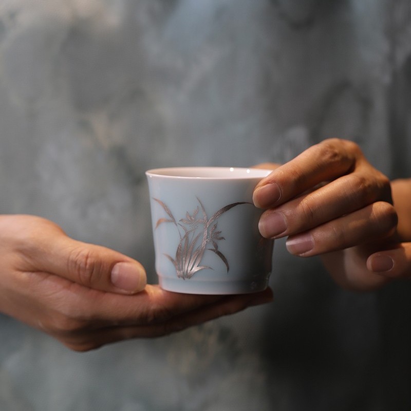 大鱼美器东方既白直口银绘兰花杯陶瓷茶具礼物主人杯景德镇纯手工
