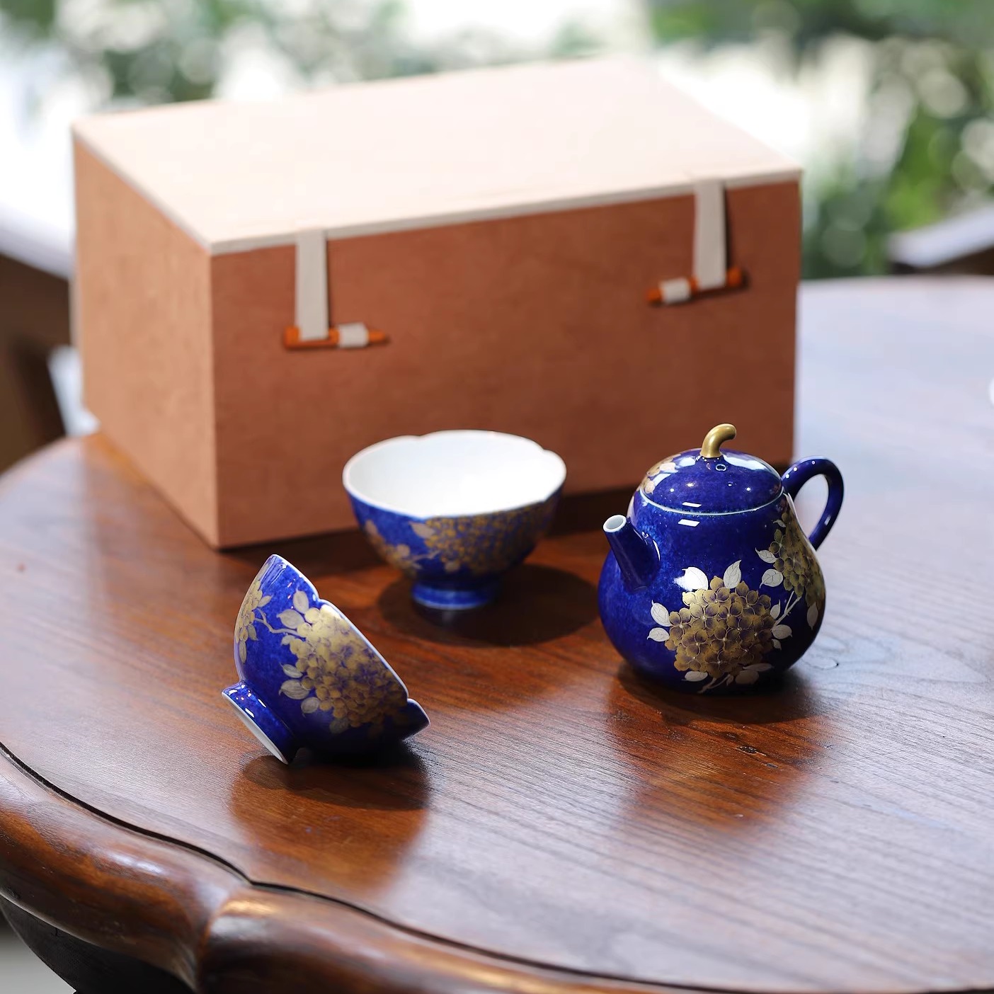 大魚美器 撒蓝金银绣球花茶具礼盒 一壶两杯景德镇茶器高档纯手工