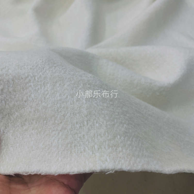 复合奶白色圈圈羊毛呢布料大衣价格西服套装半身裙设计师服装面料