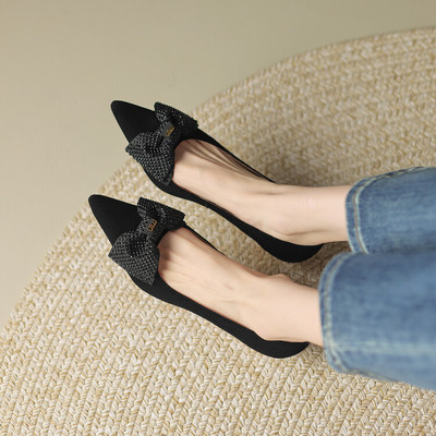 单鞋女卡其色蝴蝶结真皮大码