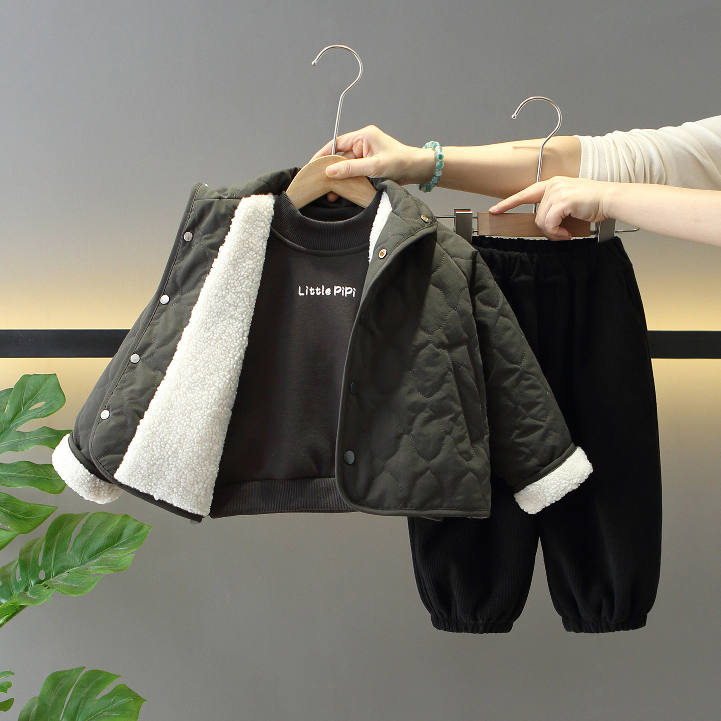 男童冬季加绒套装2025新款儿童加厚棉衣外套男孩宝宝洋气三件套潮