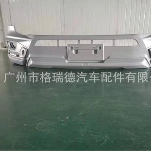 汽车包围兰酷陆地巡洋舰2022lc300前后包轮眉珍珠白新款高光黑