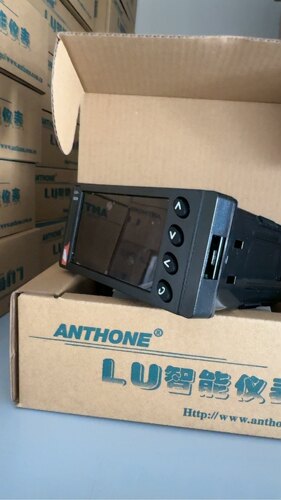原装正品假一罚 智能测控仪表LU-926MBI50S401  电流输出 485通讯