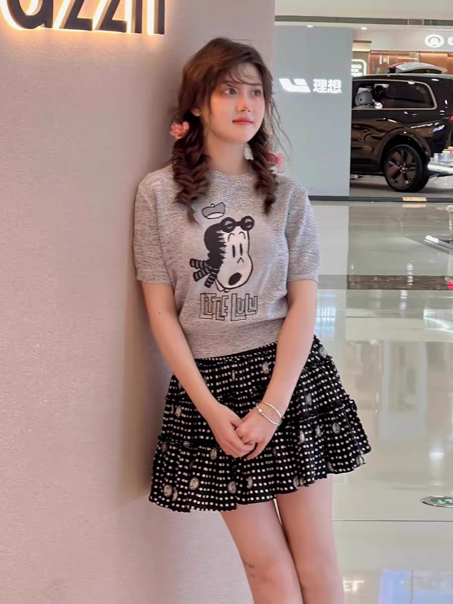 亲妈~女2026春秋季新款半身裙波点蛋糕裙子