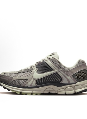 Nike Zoom Vomero 5 疾速泡棉低帮跑步鞋 女款 灰黑色FB8825-001