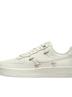 耐克Nike白金空军一号Air Force 1Low低帮板鞋女款FV3654-111