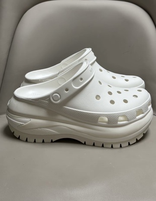 Crocs卡骆驰 外穿透气 洞洞鞋 6.1cm 男女同款 白色207988-100